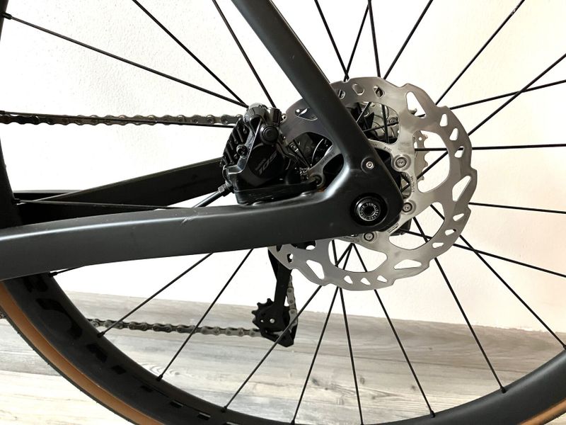 Trek Domane SLR 6 Gen 4, velikost 54