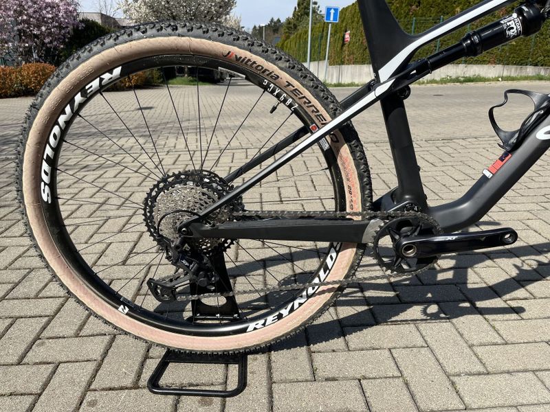 Canyon Lux CF SL 7