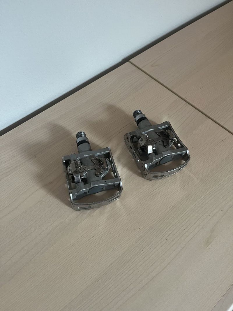 Pedály Shimano PD-M324