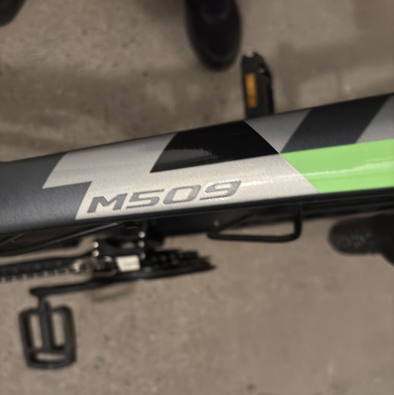 Maxbike TOBA 29 černo-žlutá