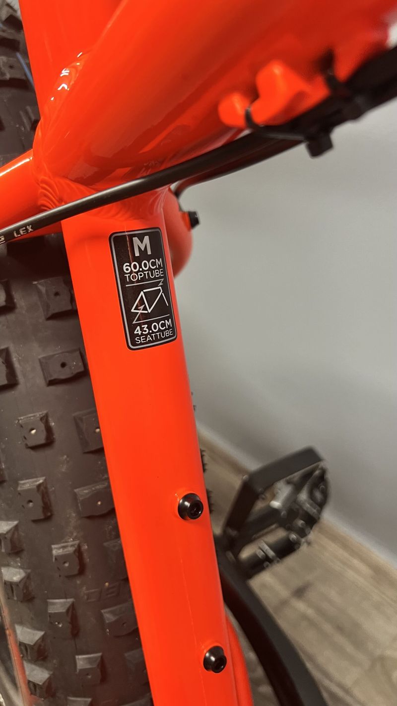 SILVERBACK Scoop deluxe - neon orange M NOVÉ!!