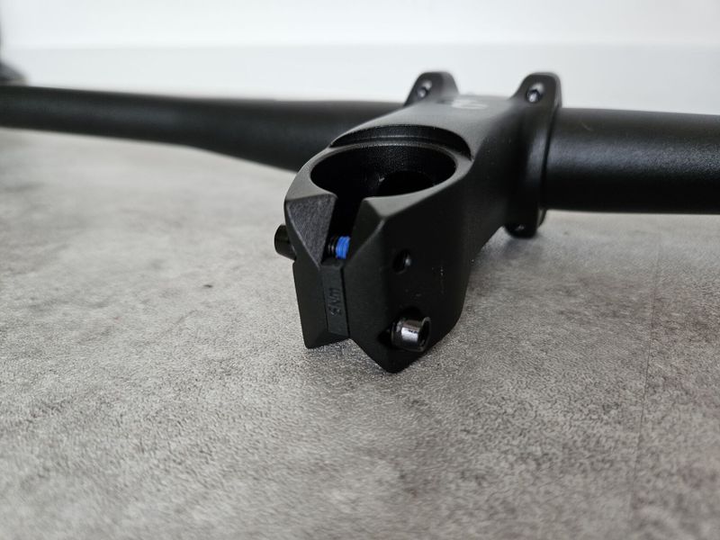 nová hliníková MTB řídítka OC Mountain Performance 760mm s představcem 75mm -6°