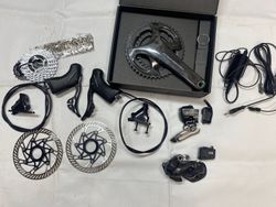 Campagnolo Super Record WRL - nová bezdrátová sada 2x12