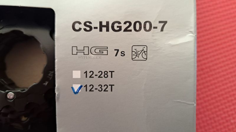 Kazeta Shimano CS-HG200-7, 7s, 12-32T