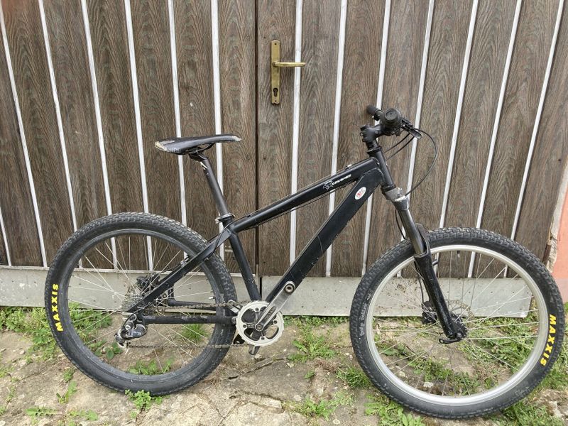 Horské/ dirt/ street kolo