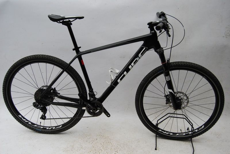 Cube Reaction 29 Di2 Carbon