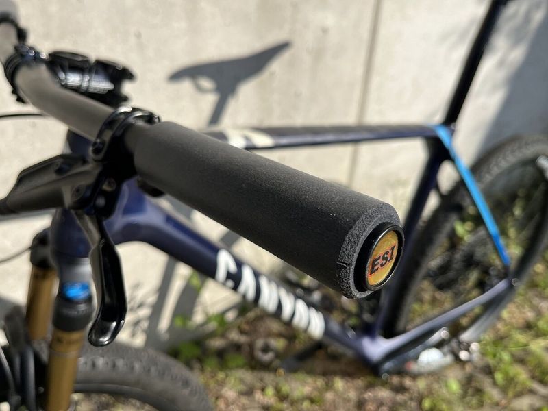 Canyon EXCEED CF SLX AXS