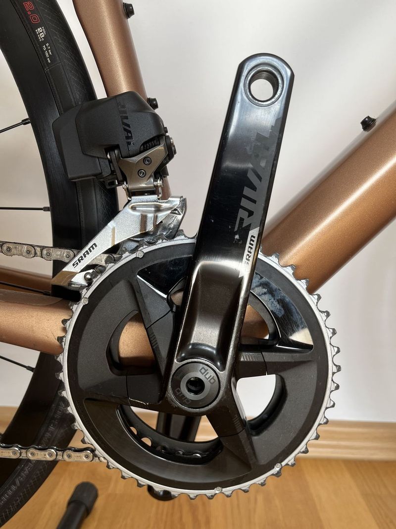 BMC Roadmachine Four 2023, rám vel. 58, SRAM Rival eTap AXS
