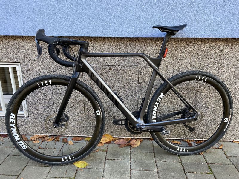 Canyon Inflite SF SL 8.0 Team Di2 elektro-řazení