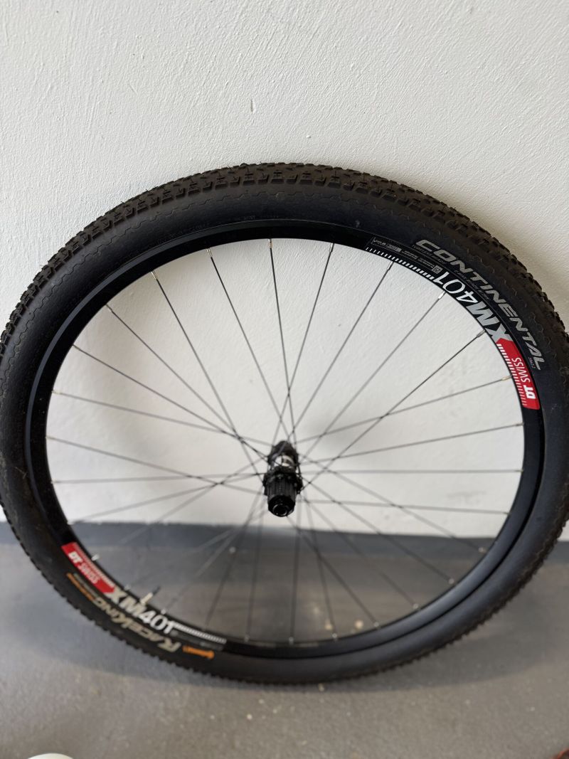 DT Swiss kola 29”