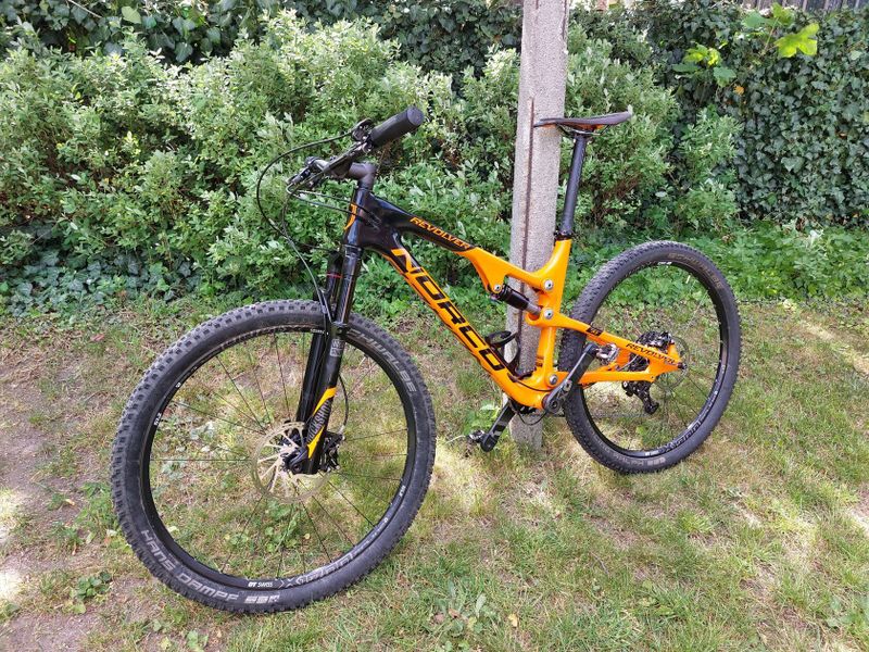 Norco Revolver 7.1 FS, velikost M