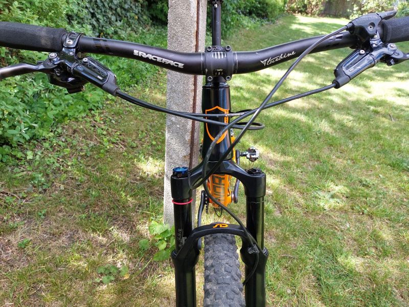 Norco Revolver 7.1 FS, velikost M