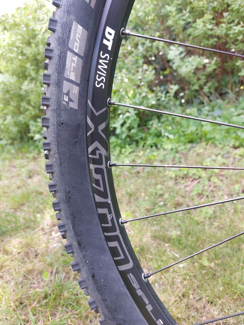 Norco Revolver 7.1 FS, velikost M