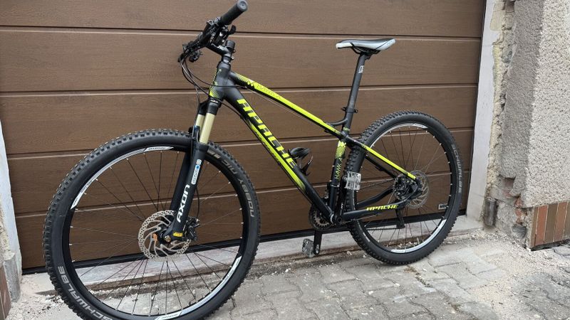 Horské kolo Apache Hawk a Zero