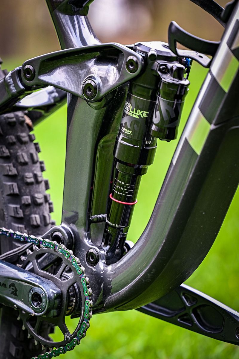 Trek Slash 8