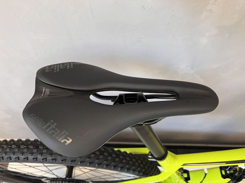 BMC - Twostroke AL ONE Poison Green