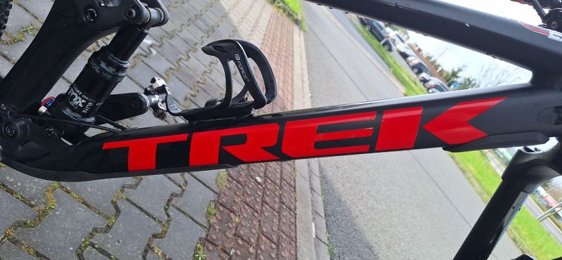 TREK Top Fuel 8