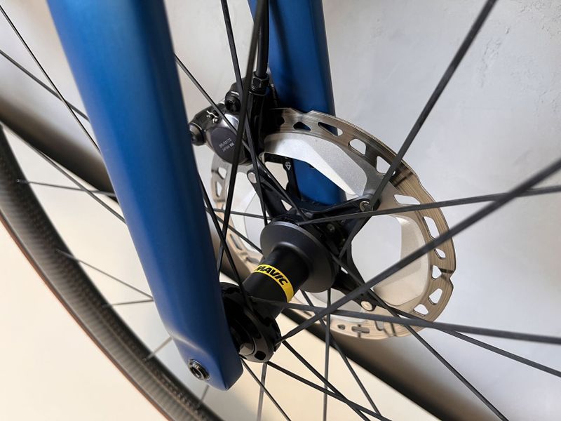 Basso Venta, Shimano Ultegra Di2, Mavic Cosmic SL
