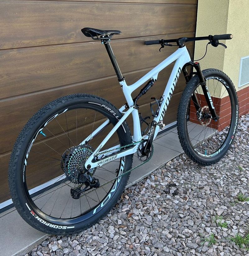  Specialized Epic Expert 2023