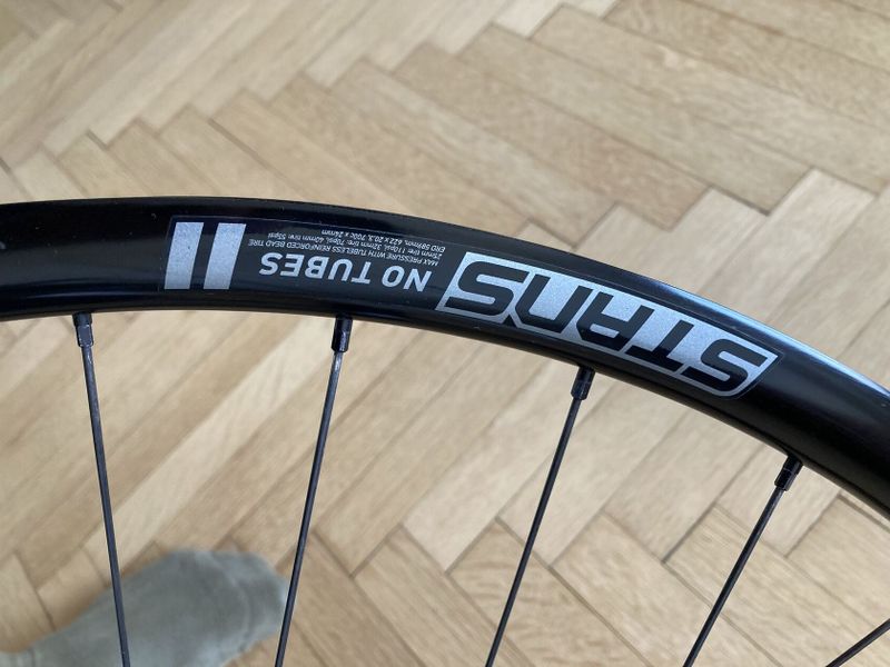 Stan’s No Tubes/Dt Swiss