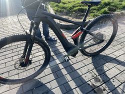Prodám elektrokolo Cube Stereo Hybrid 120 PRO 500