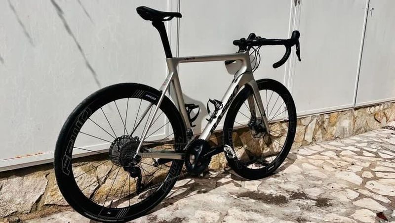 Karbonová kola TYRO (45 mm), FFWD, Tubeless ready