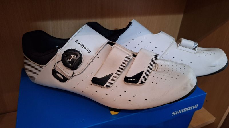 Silniční tretry Shimano vel.45