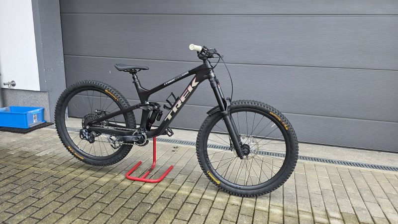 Trek slash 9.8 gen5 axs sram gx vel:L