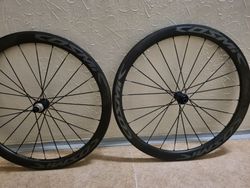 MAVIC COSMIC SLR 45 DISC CENTERLOCK (XDR) - stav nových 