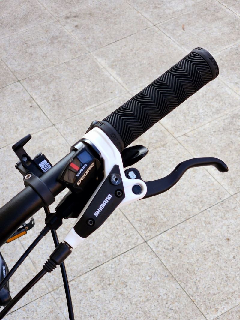 #25 Zánovní Giant Talon , pro 150-165cm