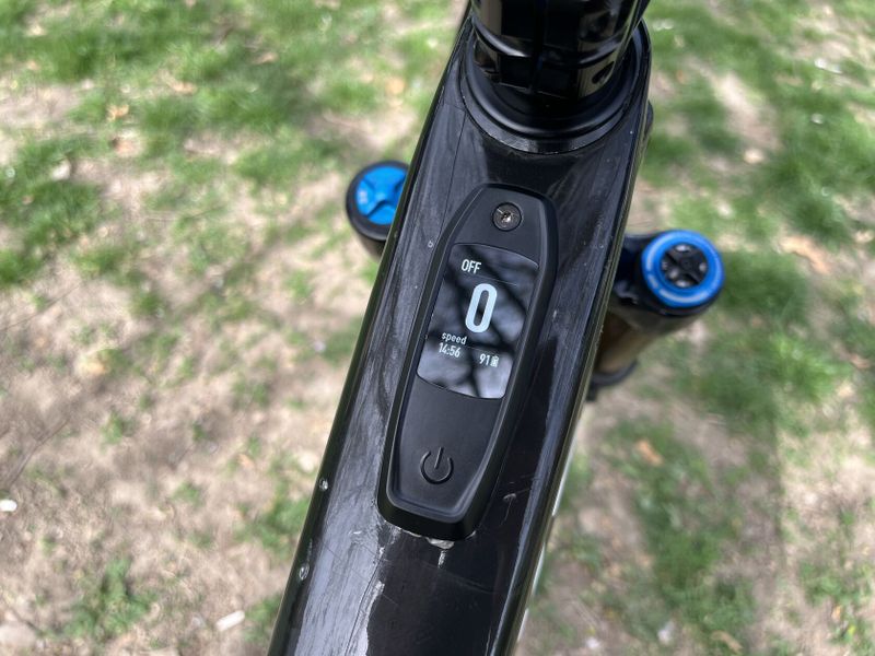 S-Works Kenevo SL vel.L najeto 1840km SRAM XX1 AXS FOX Kashina Reverb AXS 19,9Kg!! Battery extender