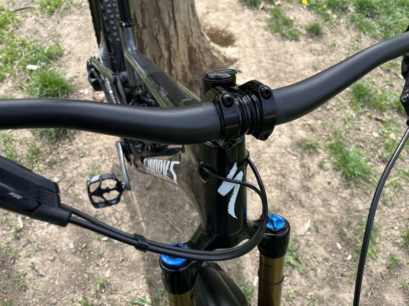 S-Works Kenevo SL vel.L najeto 1840km SRAM XX1 AXS FOX Kashina Reverb AXS 19,9Kg!! Battery extender