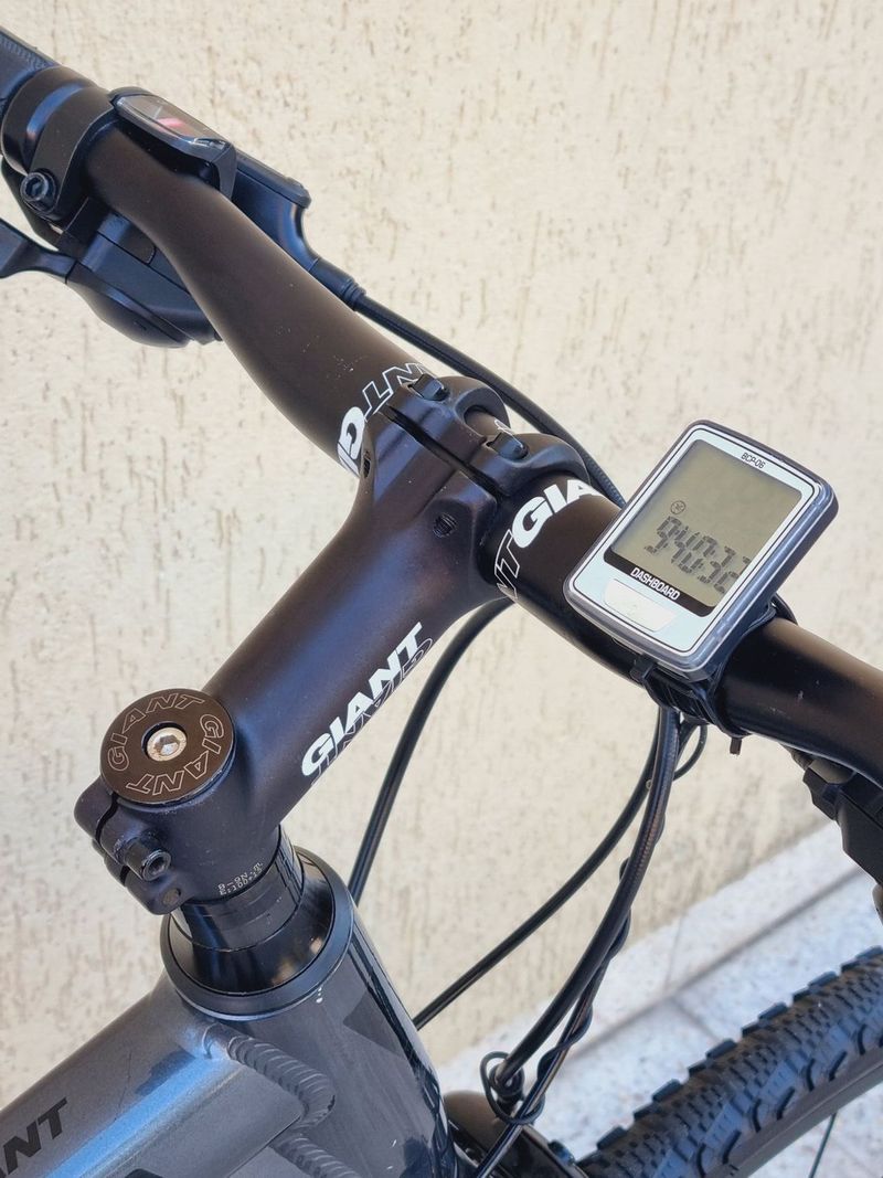 #57 Krosové kolo Giant , pro 175-185cm