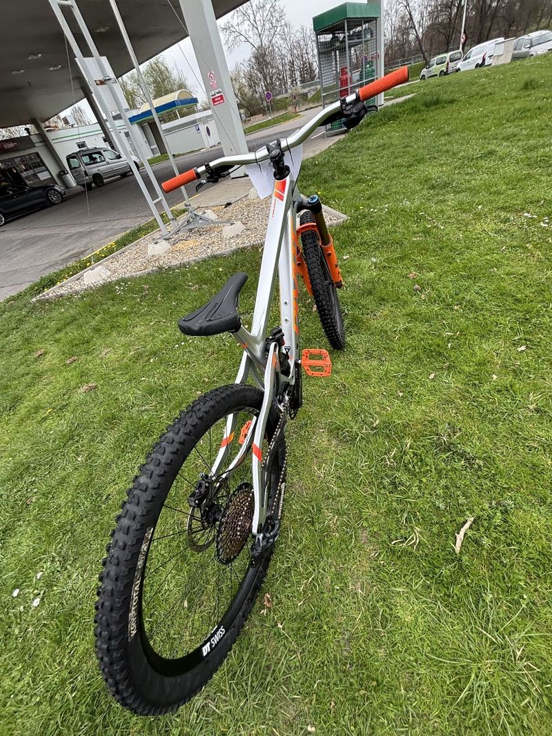 Pivot FireBird 2023 ❗️NOVÁ CENA ❗️