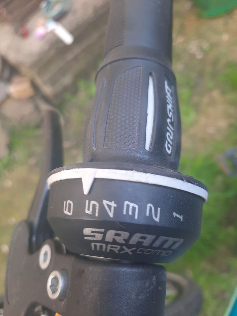 Dětské horské kolo Rockrider 24" ST500 (9–12 let)