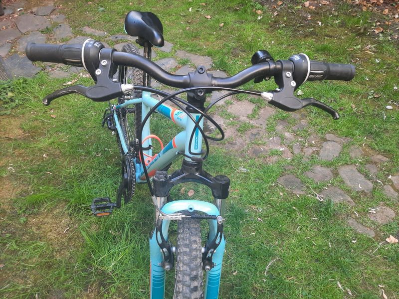 Dětské horské kolo Rockrider 24" ST500 (9–12 let)