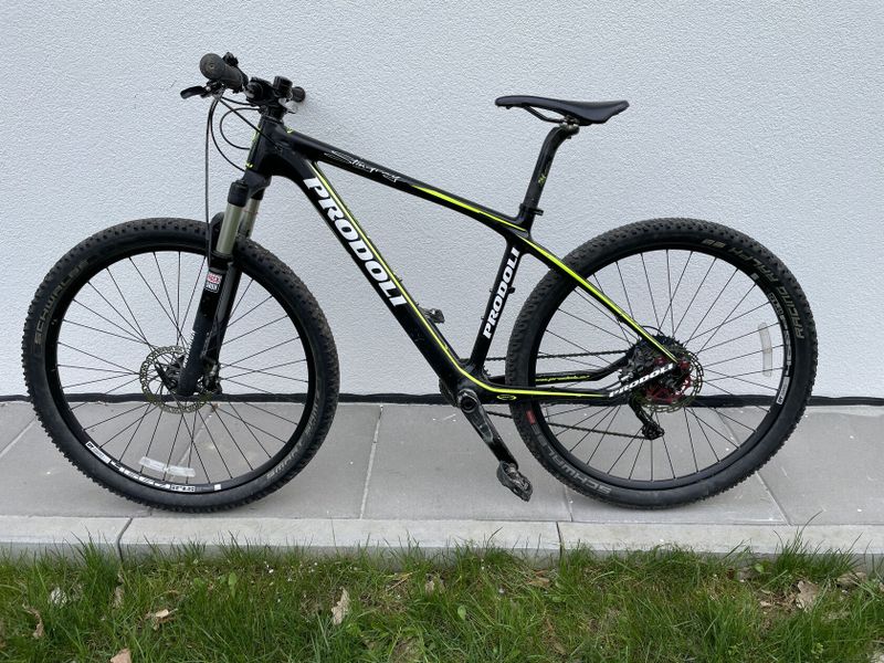 Karbonové kolo Prodoli 27"