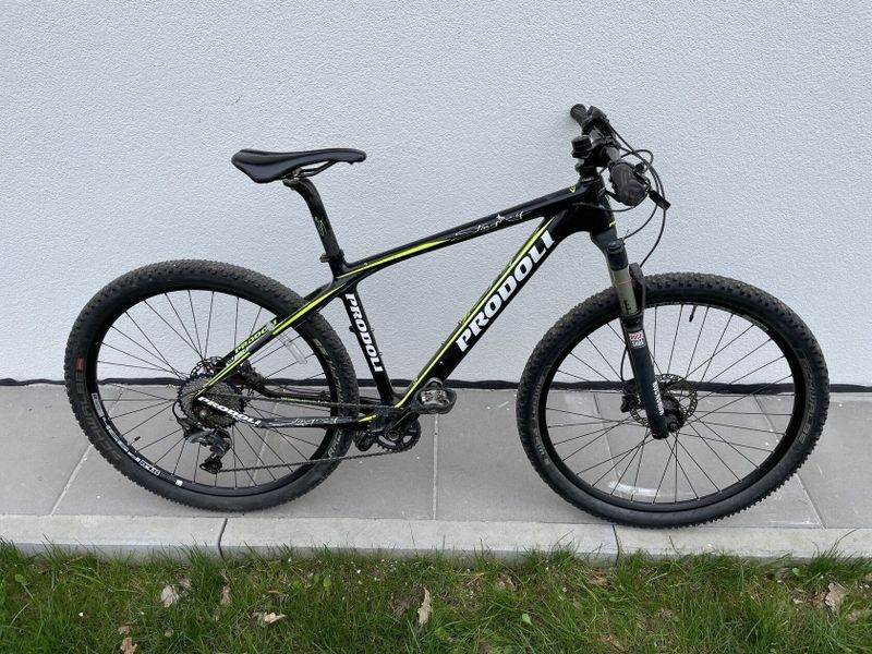 Karbonové kolo Prodoli 27"