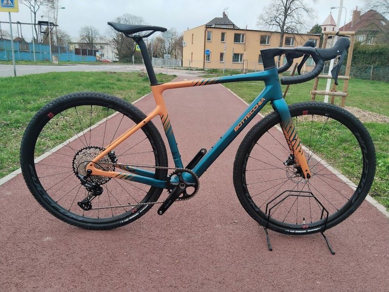 BOTTECCHIA GRAVEL OVERLAND Shimano 12s 2025, blue orange