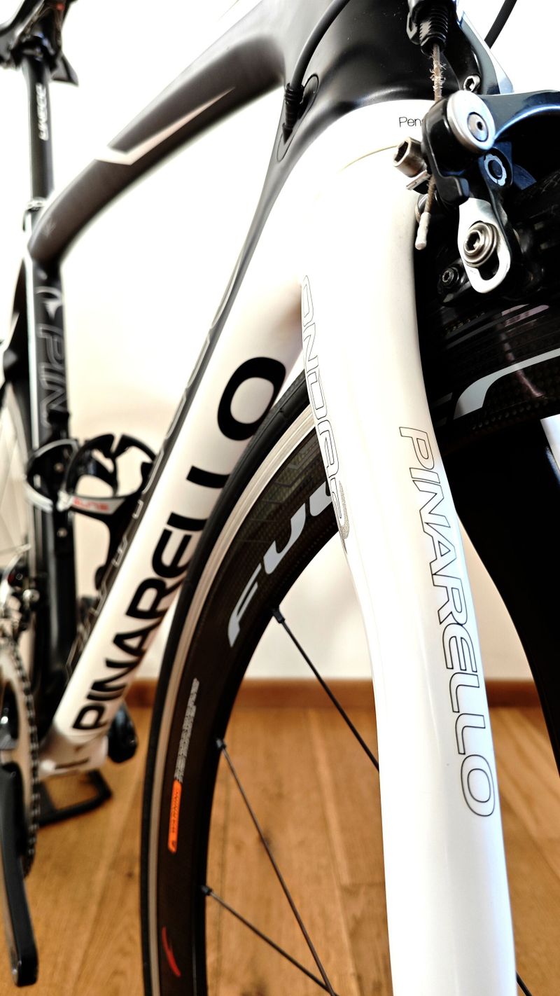 Prodám silniční kolo Pinarello DOGMA 65.1, think2, limited edition TDF, vel. M/L