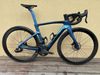 Pinarello Dogma F - 2025, Luxter blue