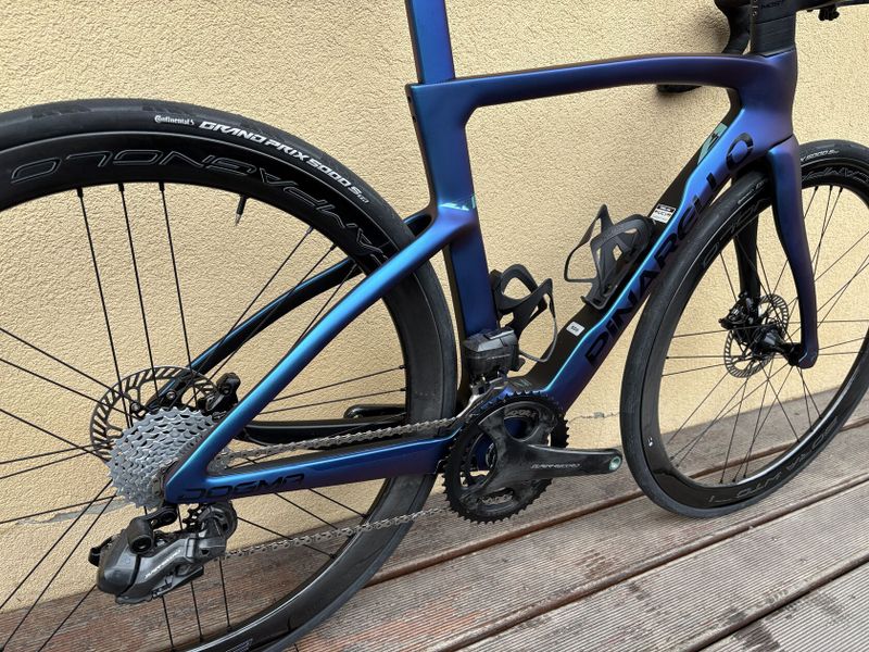 Pinarello Dogma F - 2025, Luxter blue