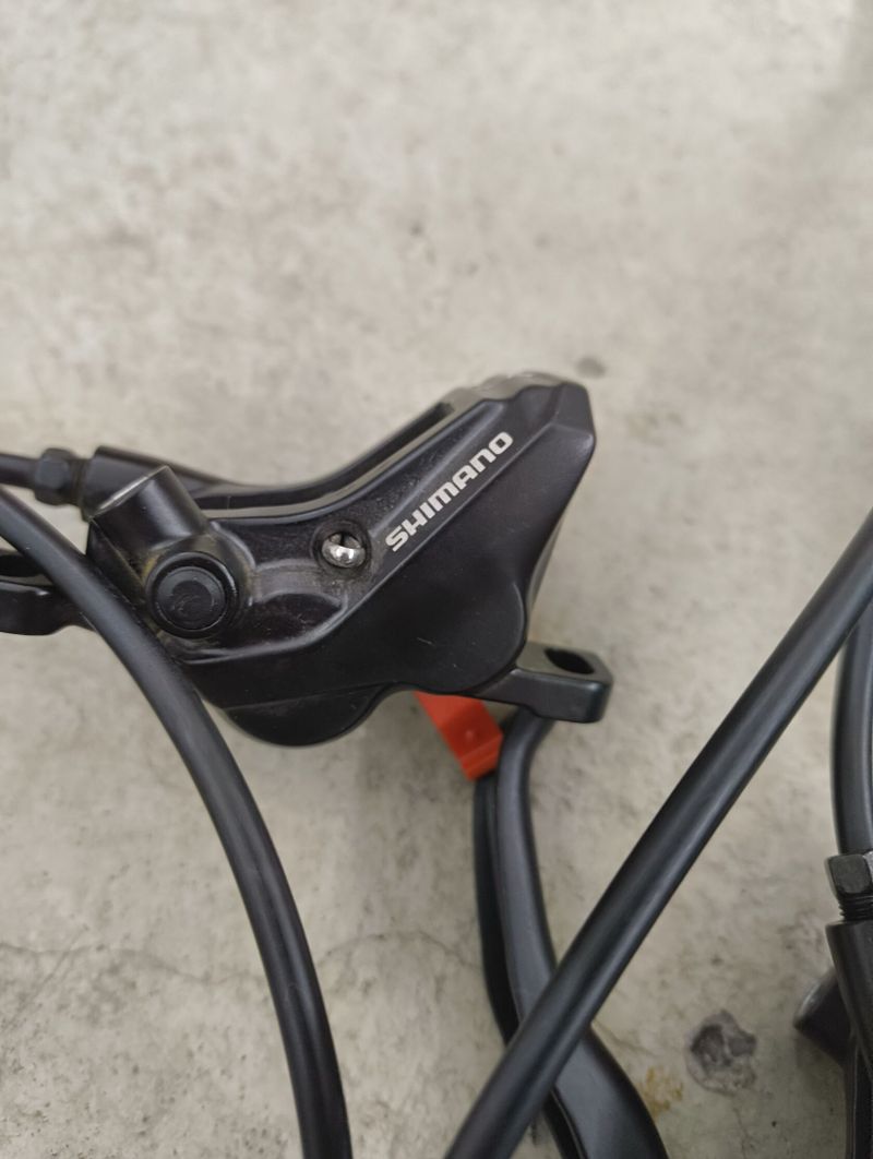 Brzdy Shimano, náboje shimano