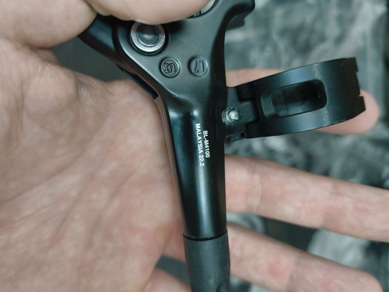 Brzdy Shimano, náboje shimano