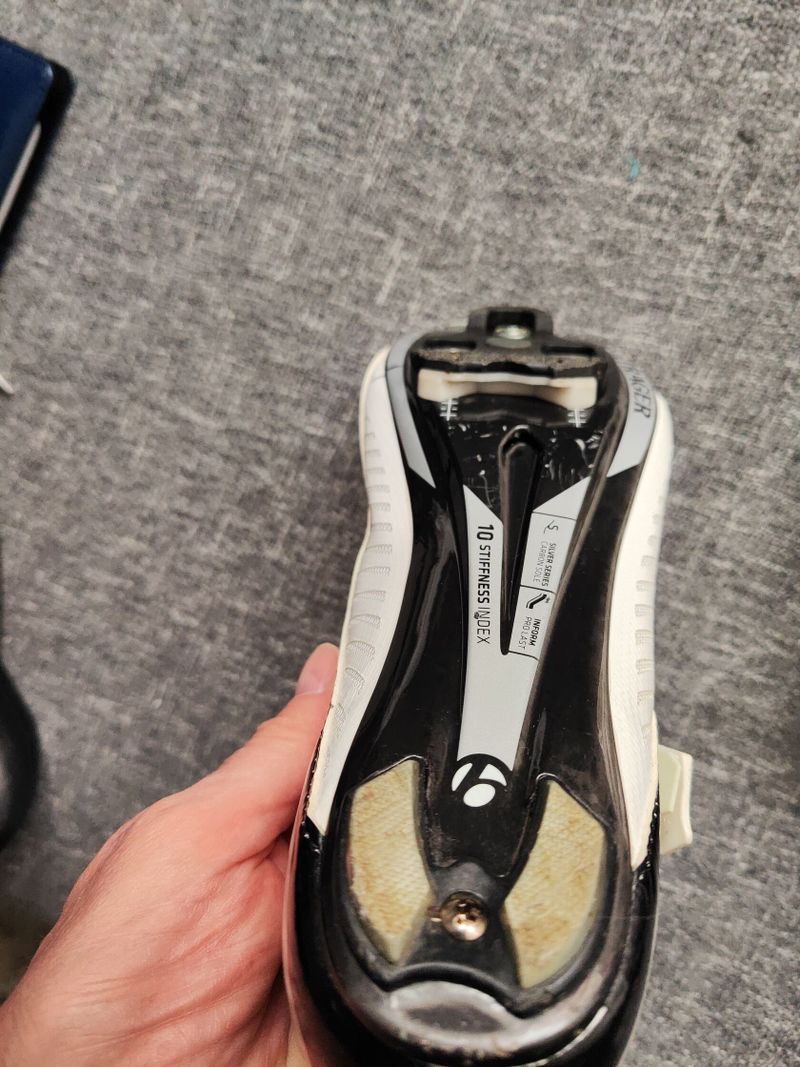 Silniční tretry Bontrager carbon