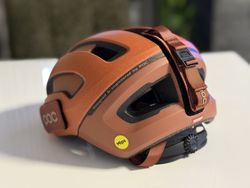POC OMNEULTRA