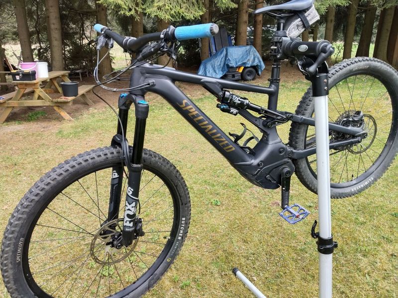 Specialized Turbo Levo Comp 2024 velikost S3 (168-180 cm)