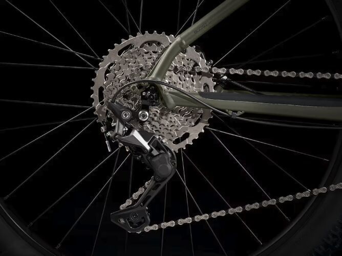 Trek Roscoe 6-původní cena- 32 990 kč