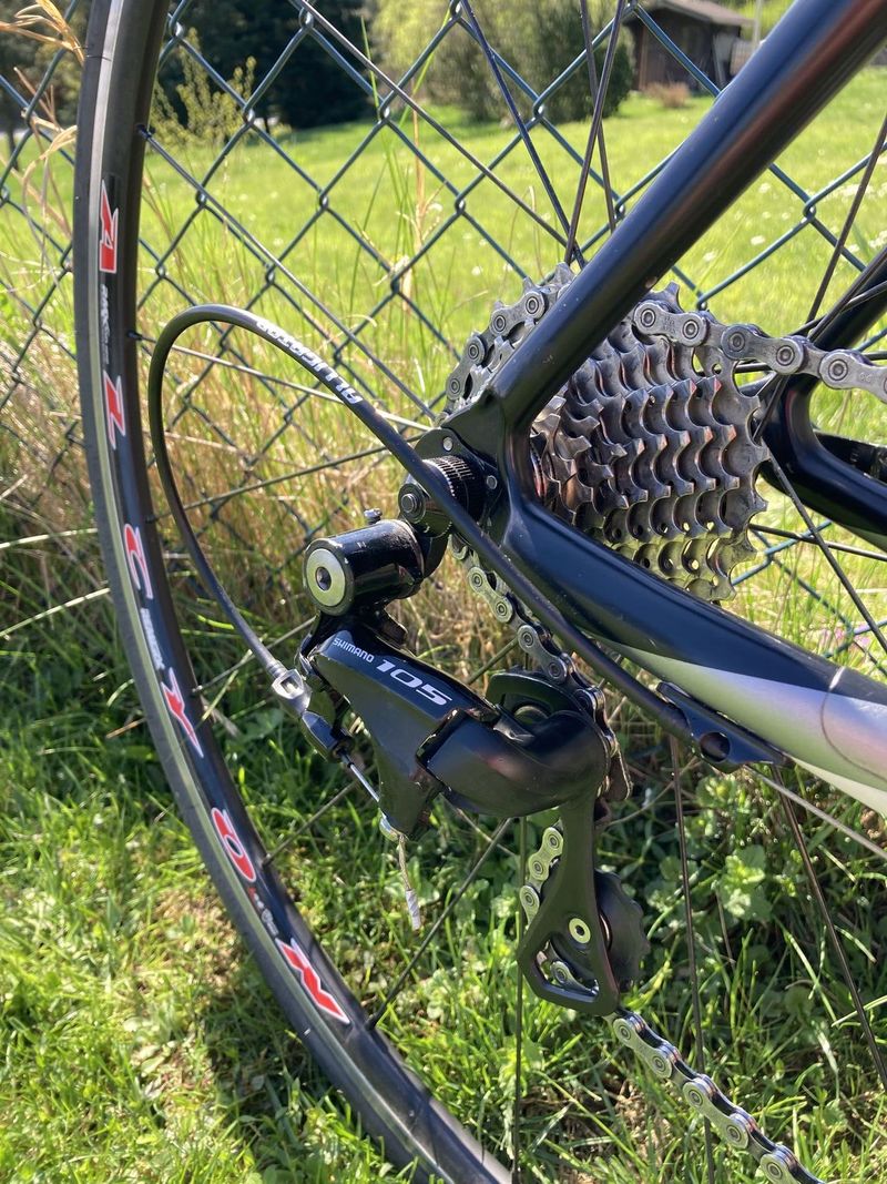 Silniční kolo Cinelli STRATO Wired 