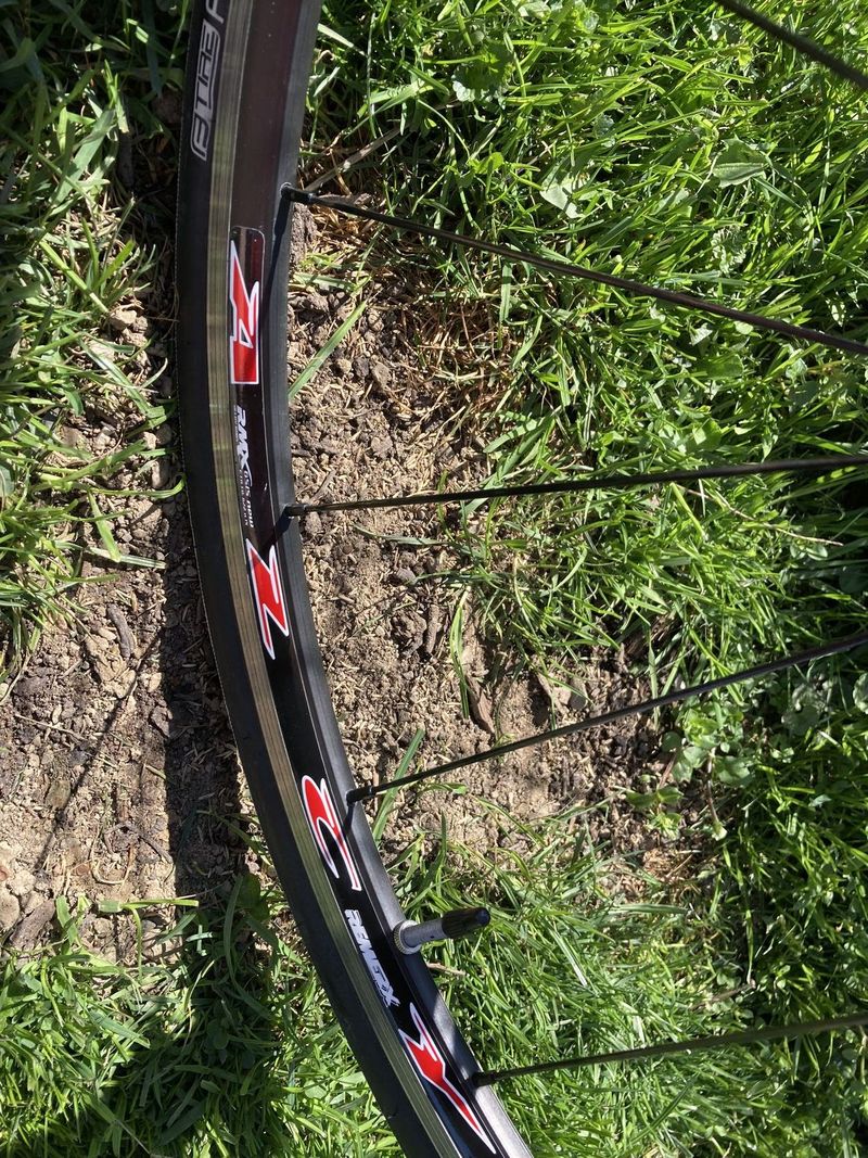 Silniční kolo Cinelli STRATO Wired 